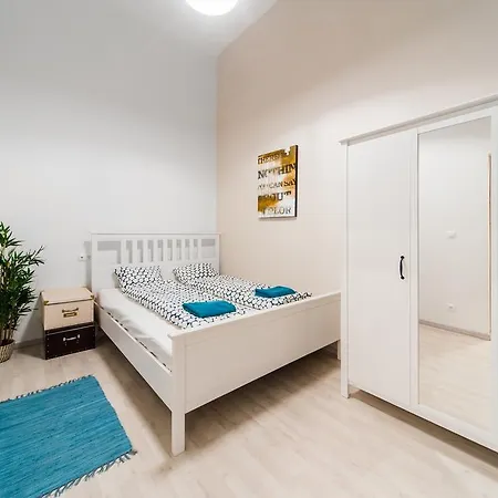 Apartment Astoria Airconed *